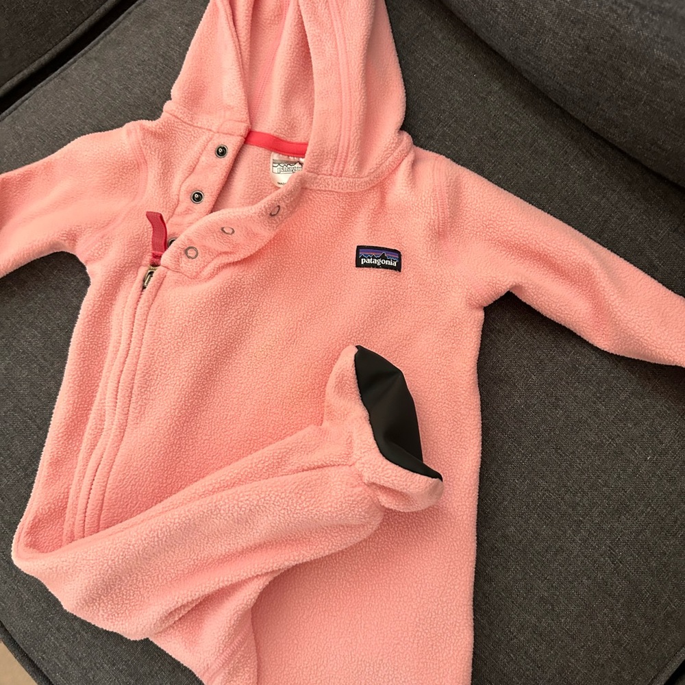 Patagonia Infants Pink Fleece Footie